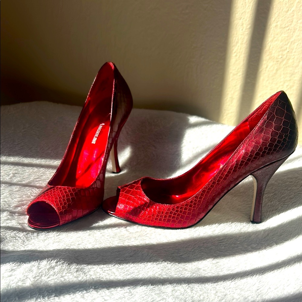 Enzo Angiolini Ruby Snakeskin Heels, Size 8 1/2